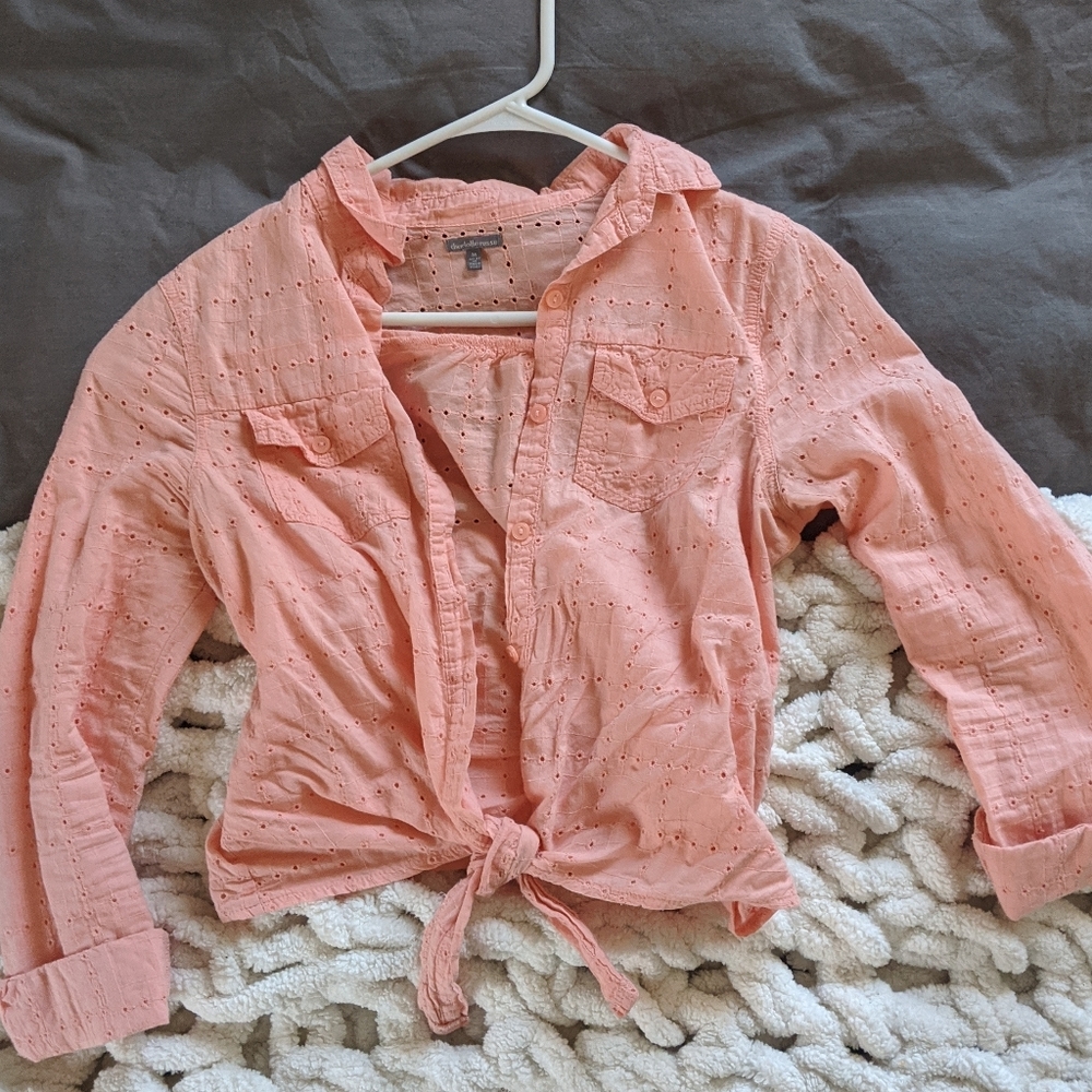Charlotte Russe Peach button-up w tie at bottom